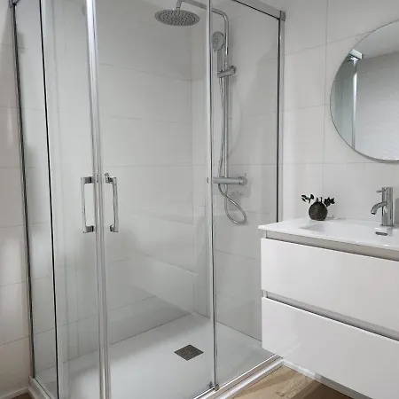 Florit Flats - The Apolo Appartement